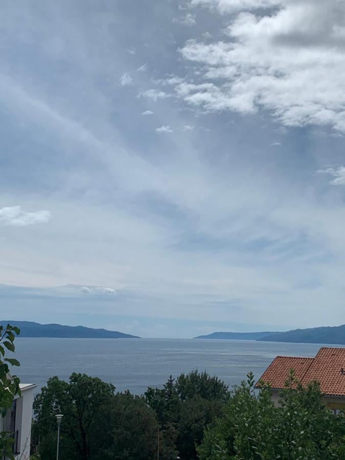 Deluxe Apartment Dora With A Private Parking, Terrace And See View Rijeka Exteriér fotografie